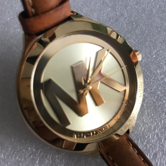 Michael Kors Slim Runway Champagne Dial Women’s Watch MK2326 main image 8